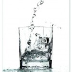 вода